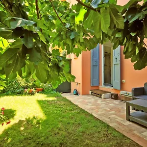 Oasis In The Centre Of Apartment Bologna